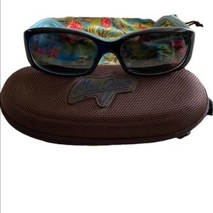 Maui Jim 219 Punchbowl sunglasses